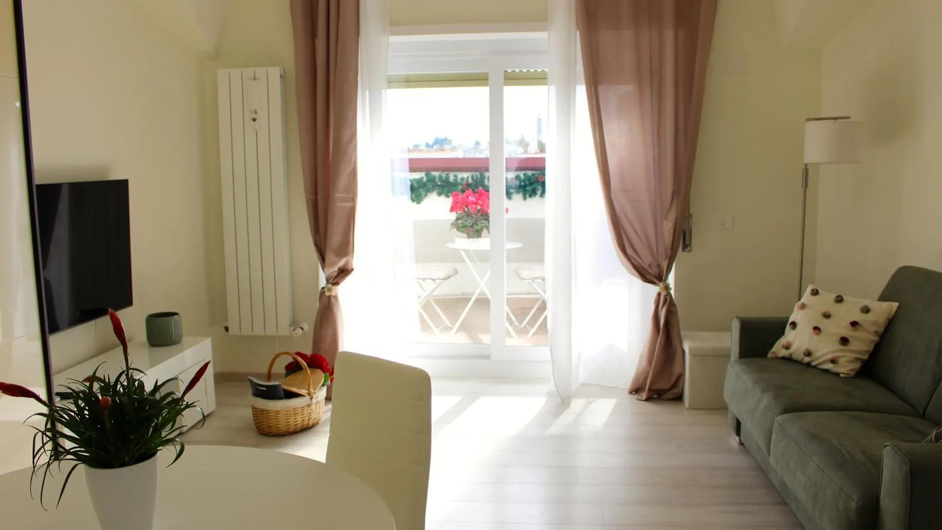 New Green Hill Apartment Rome